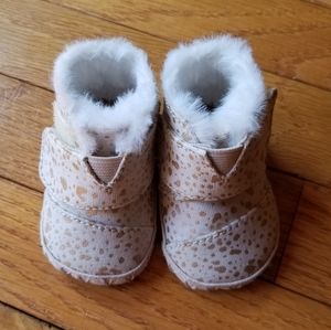 Toms Baby Booties